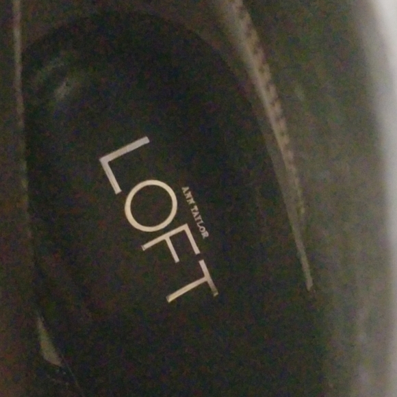 Ann Taylor Loft Ellie Lace Heel Bootie sz 10 - Picture 7 of 8